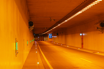 Autobahntunnel A 44 Schulbergtunnel 76